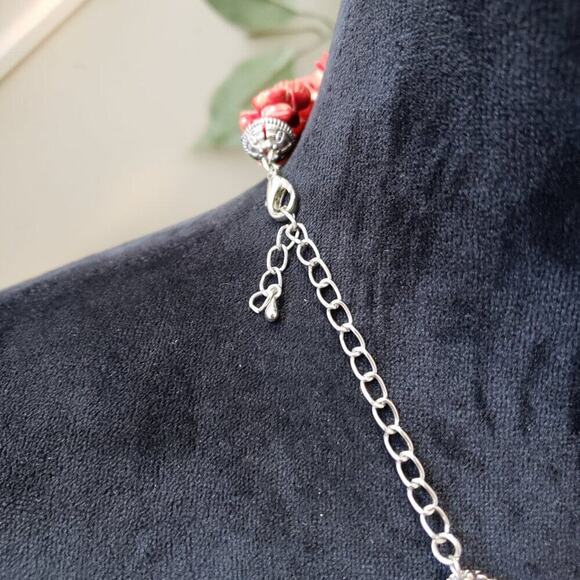 Womens Red Coral 3 Layer Dyed Shell Beaded Necklace Jewelry with Lobster Clasp - Picture 5 of 7